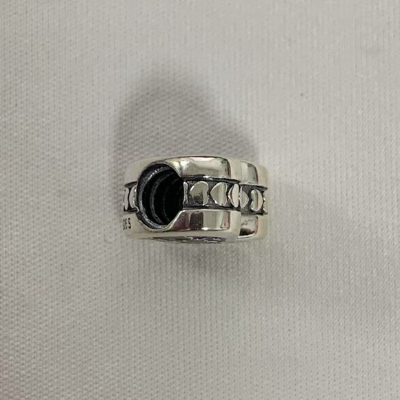 Pandora Sleepless In New York Exclusive Charm Pendant, S925 Silver Jewelry - Picture 4 of 4